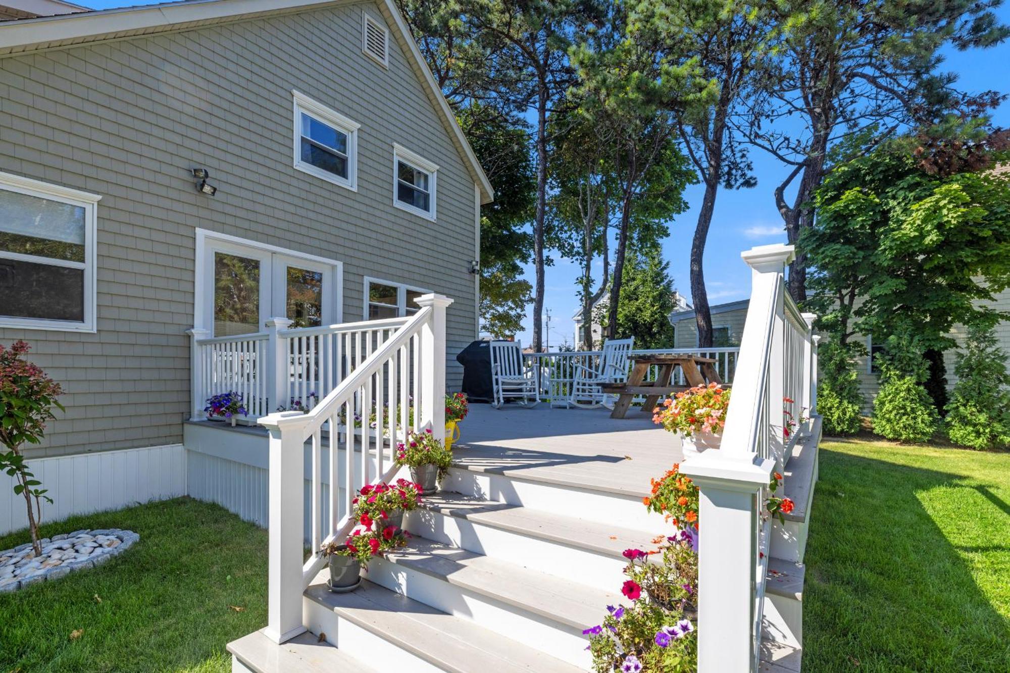 Pine Point Beach House With Deck, Fire Pit & Porch Scarborough Exterior foto